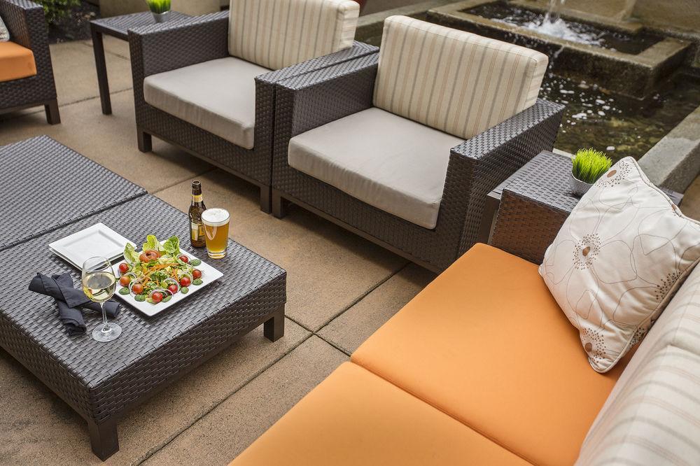Courtyard Boston Woburn/Boston North Hotel Exterior photo