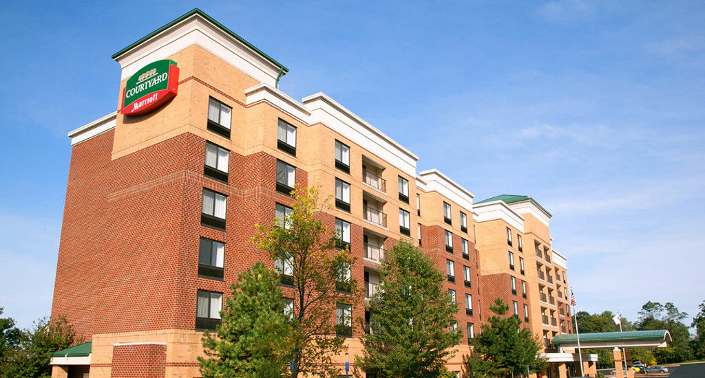 Courtyard Boston Woburn/Boston North Hotel Exterior photo